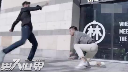 时樾Man爆狠揍常剑雄