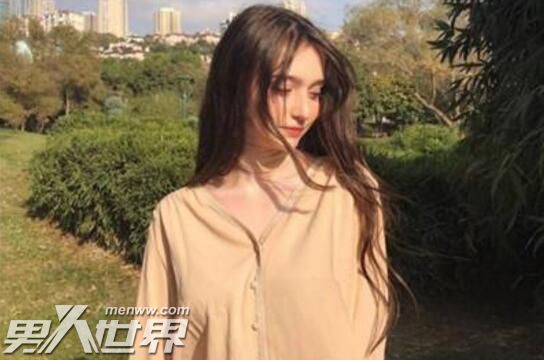 我偷偷爱上了老婆的闺蜜