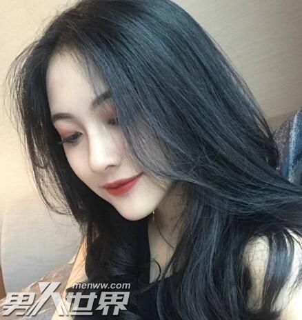 我爱上了自己的女下属