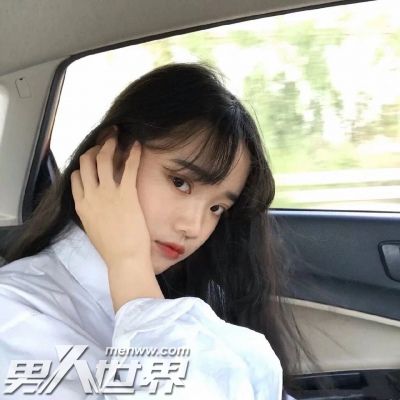 女生拒绝你还和你聊天