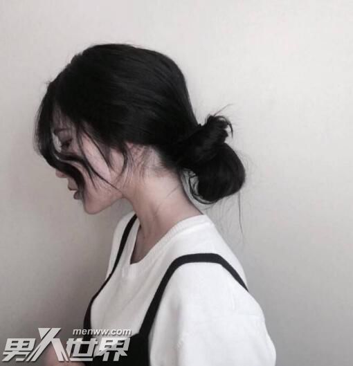 暗恋班上女生却不敢表白