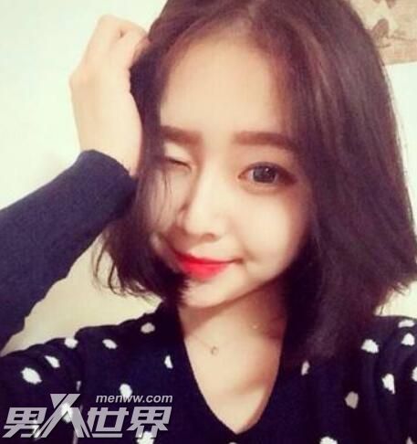 暗恋班上女生却不敢表白