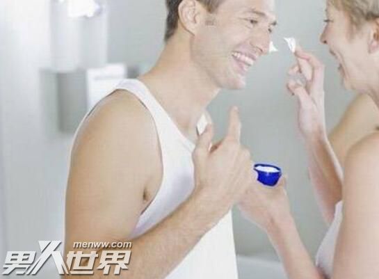 如何正确使用眼霜