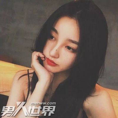 女生不爱发朋友圈了代表什么