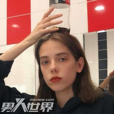 一发暧昧的信息女生就不回了