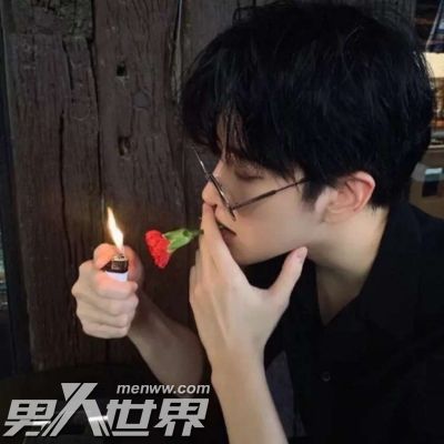 和老公吵架找男闺蜜喝酒