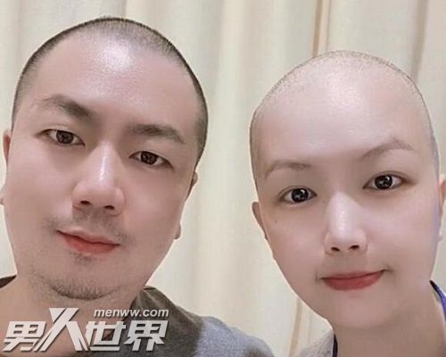 帮癌症妻子剃头后把自己头发剃光