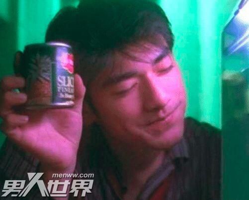 醉酒后联系你的男人心理