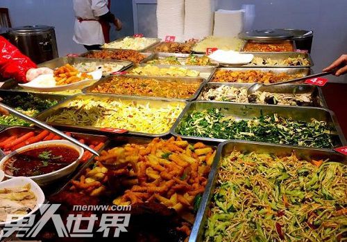 南京一大学食堂免费送当日剩餐