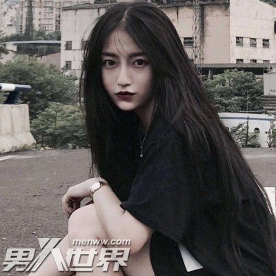 两个人聊得很好突然不理你了